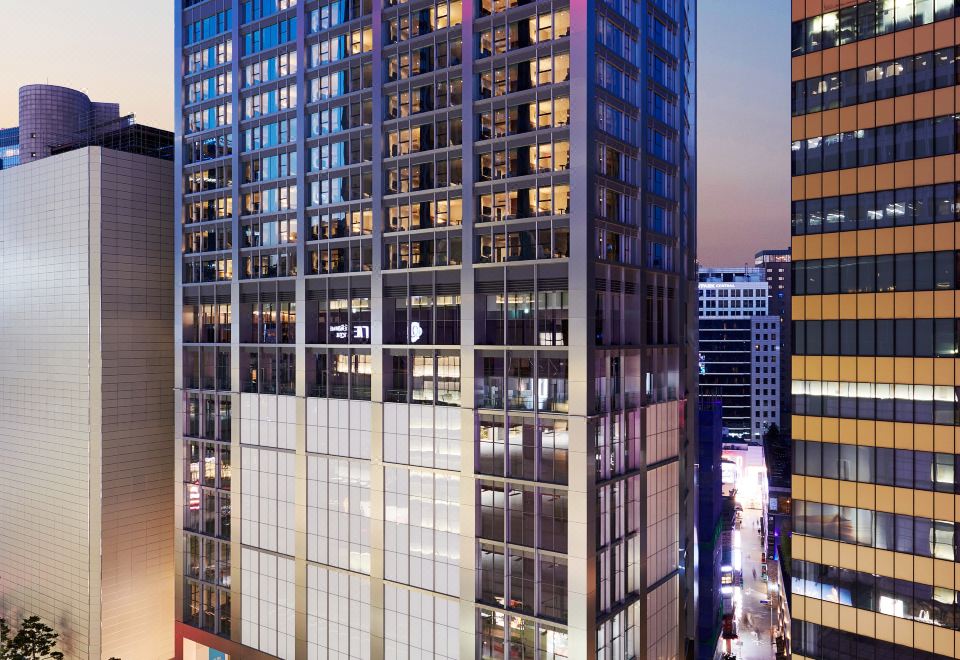 Stanford Hotel Myeongdong
